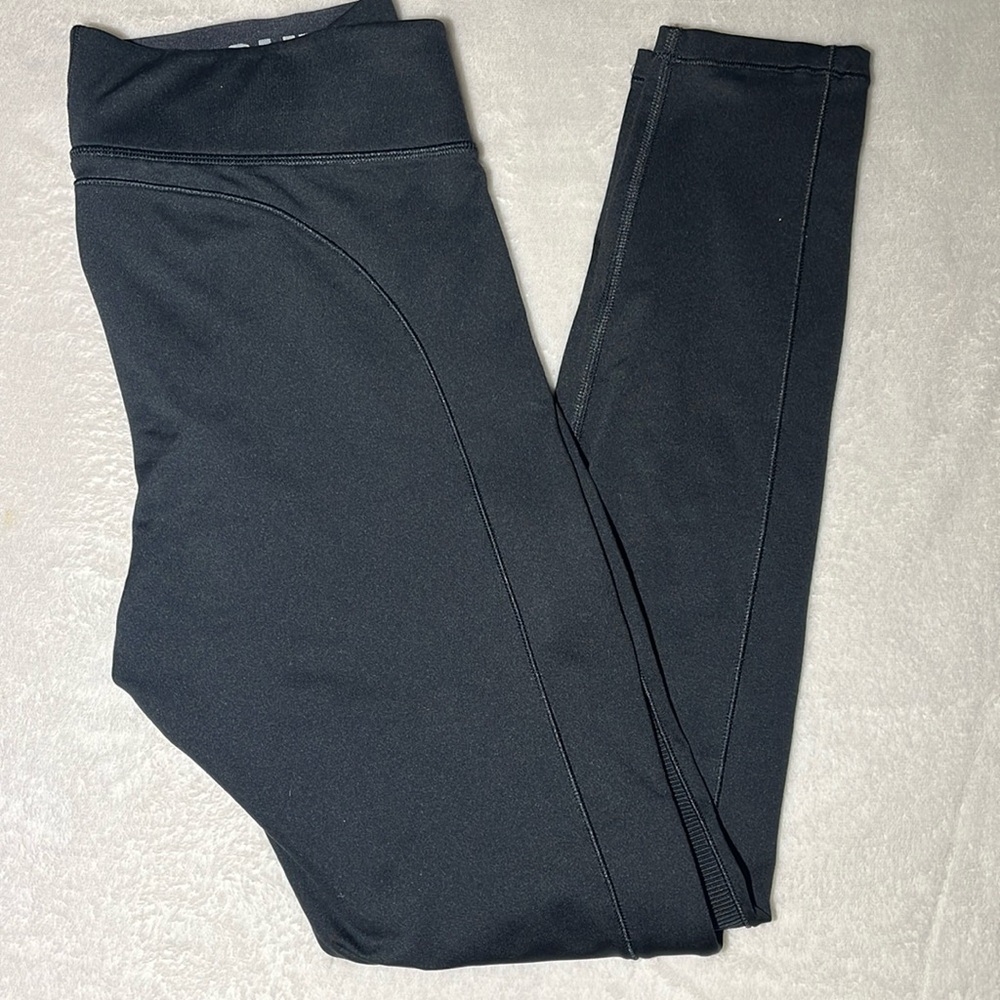 Womens Under Armour Black Compression Leggings - Size S